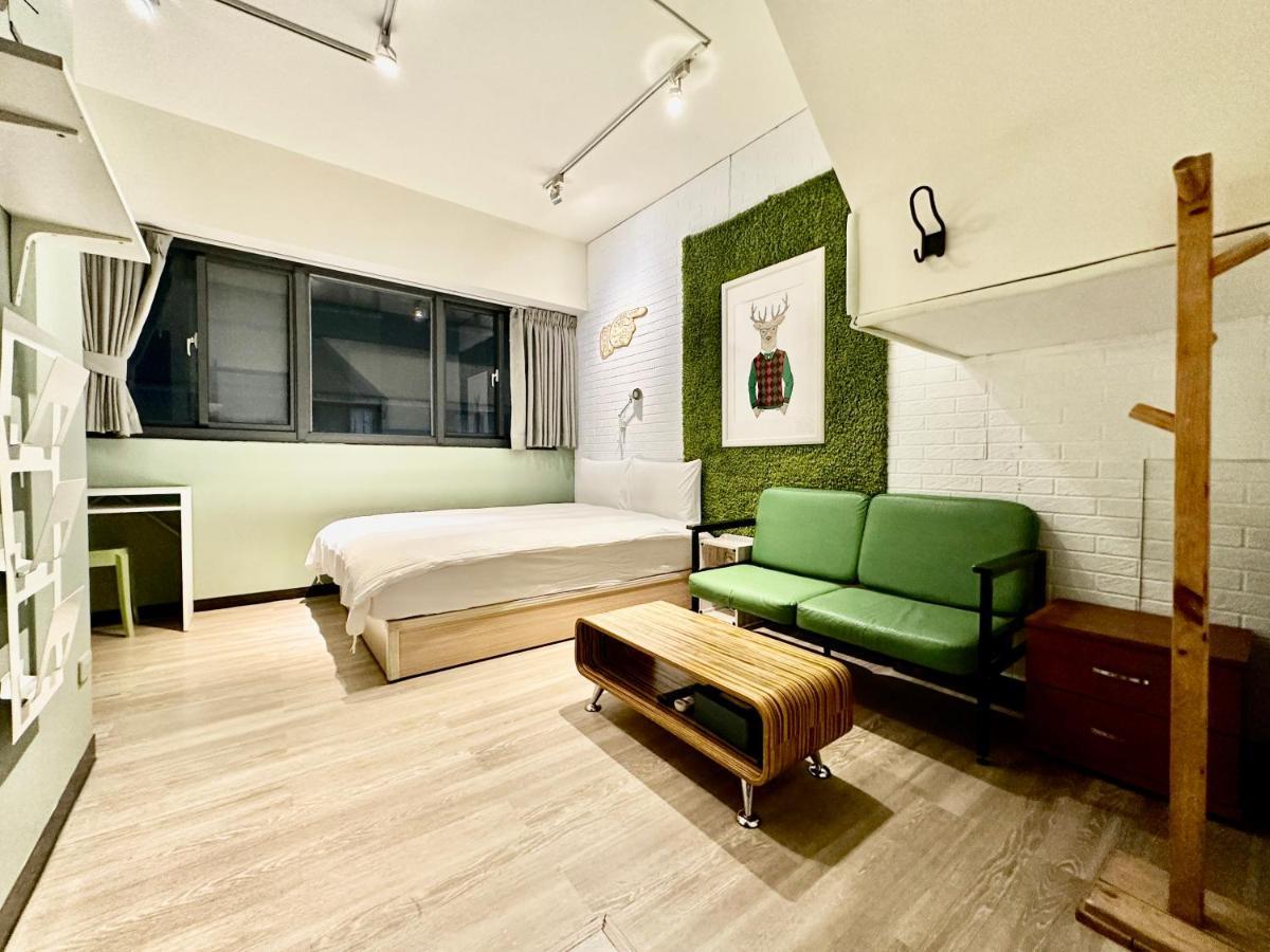 御旅 Inn Tajcshung Kültér fotó