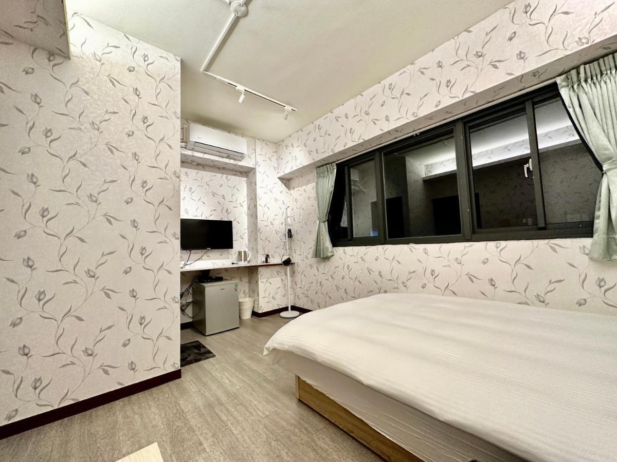 御旅 Inn Tajcshung Kültér fotó