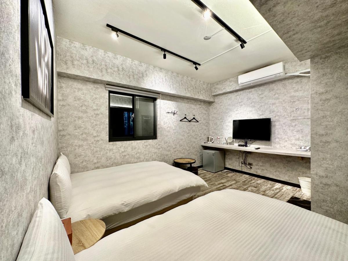御旅 Inn Tajcshung Kültér fotó